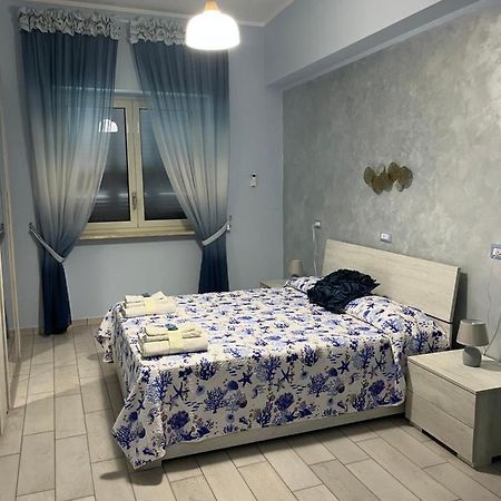 ホテル Vicolo55 ナポリ エクステリア 写真